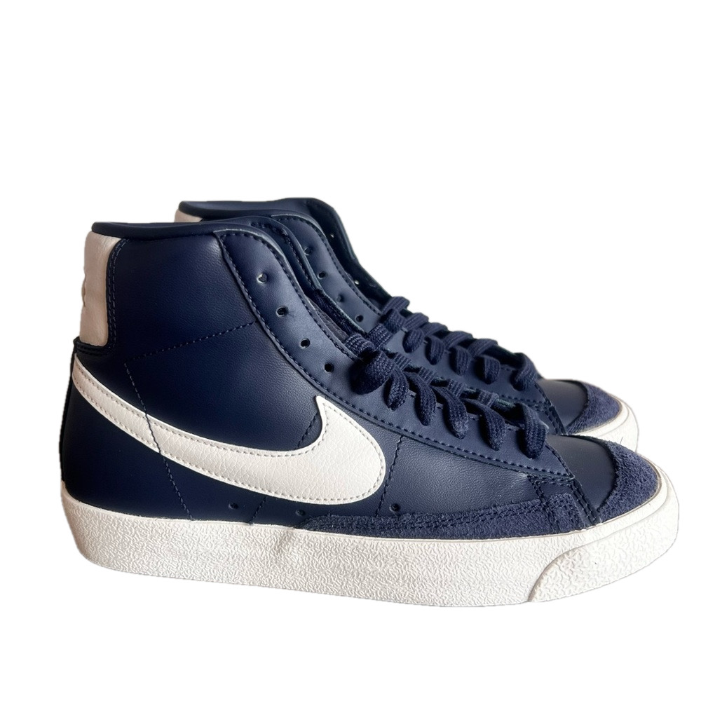 Nike NEW Women’s Blazer Mid '77 Shoe Size 7 #B1855
